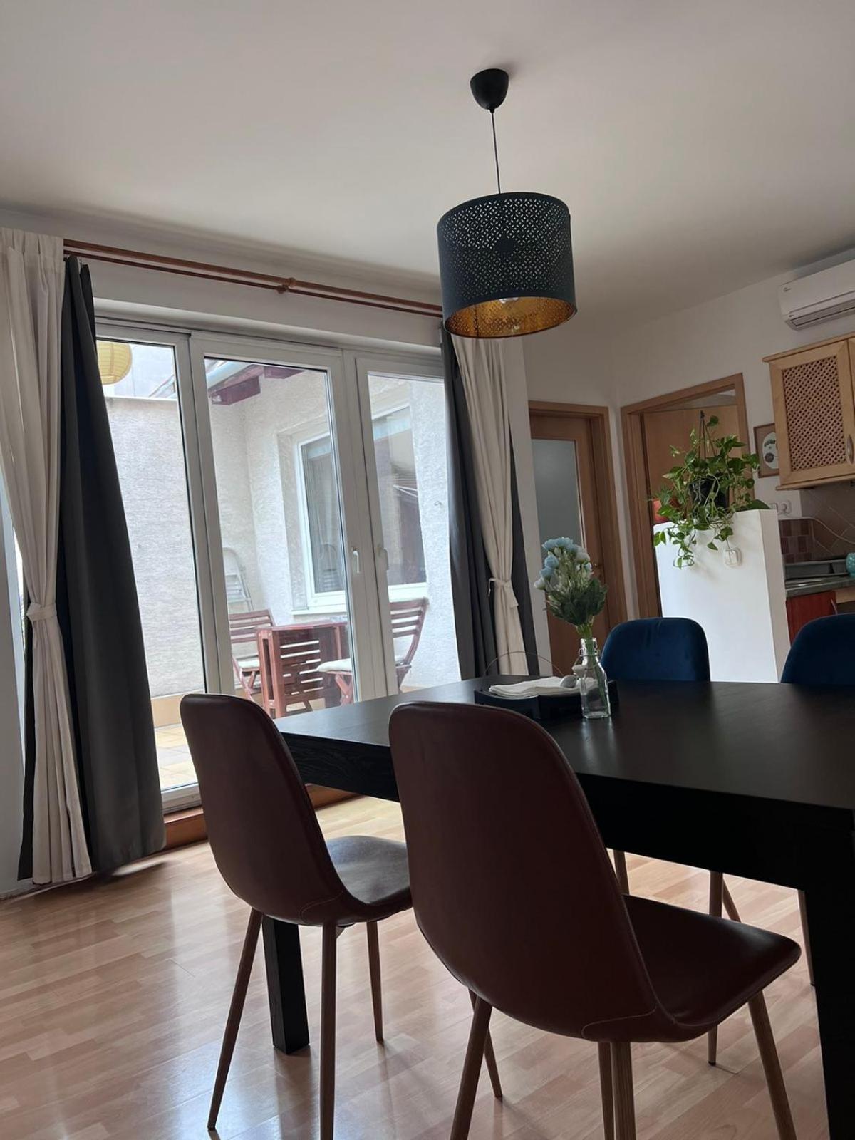 Hb Downtown Sunny Apartman Budapeste Exterior foto
